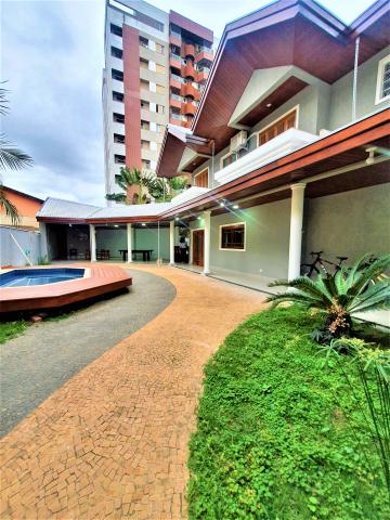 Alugar Casa / Condomínio em São José dos Campos. apenas R$ 12.990,00